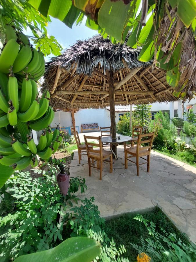 Bed and Breakfast Karibu House Падже Экстерьер фото